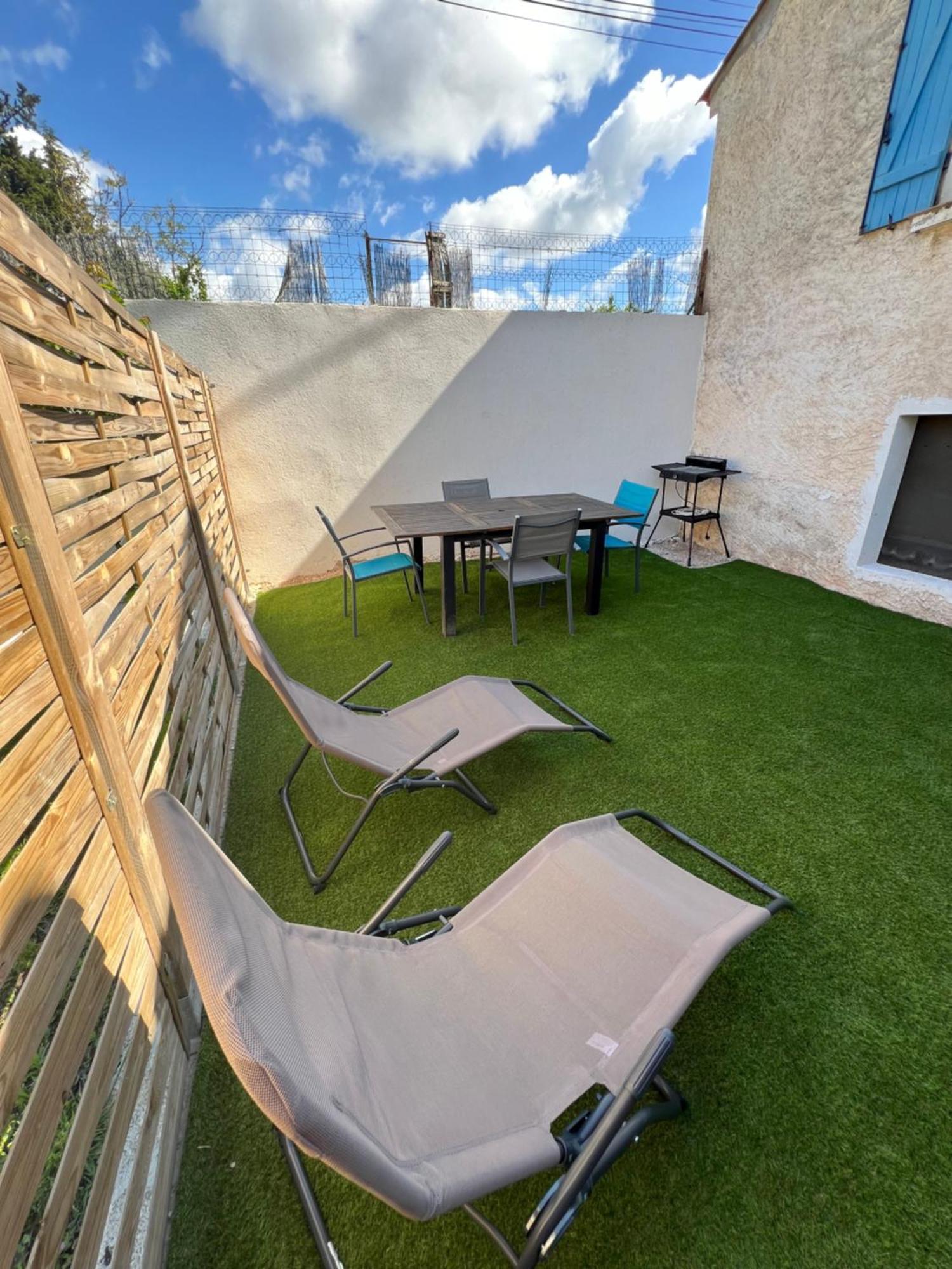Appartement T2 Avec Jardin Puget-sur Argens Extérieur photo